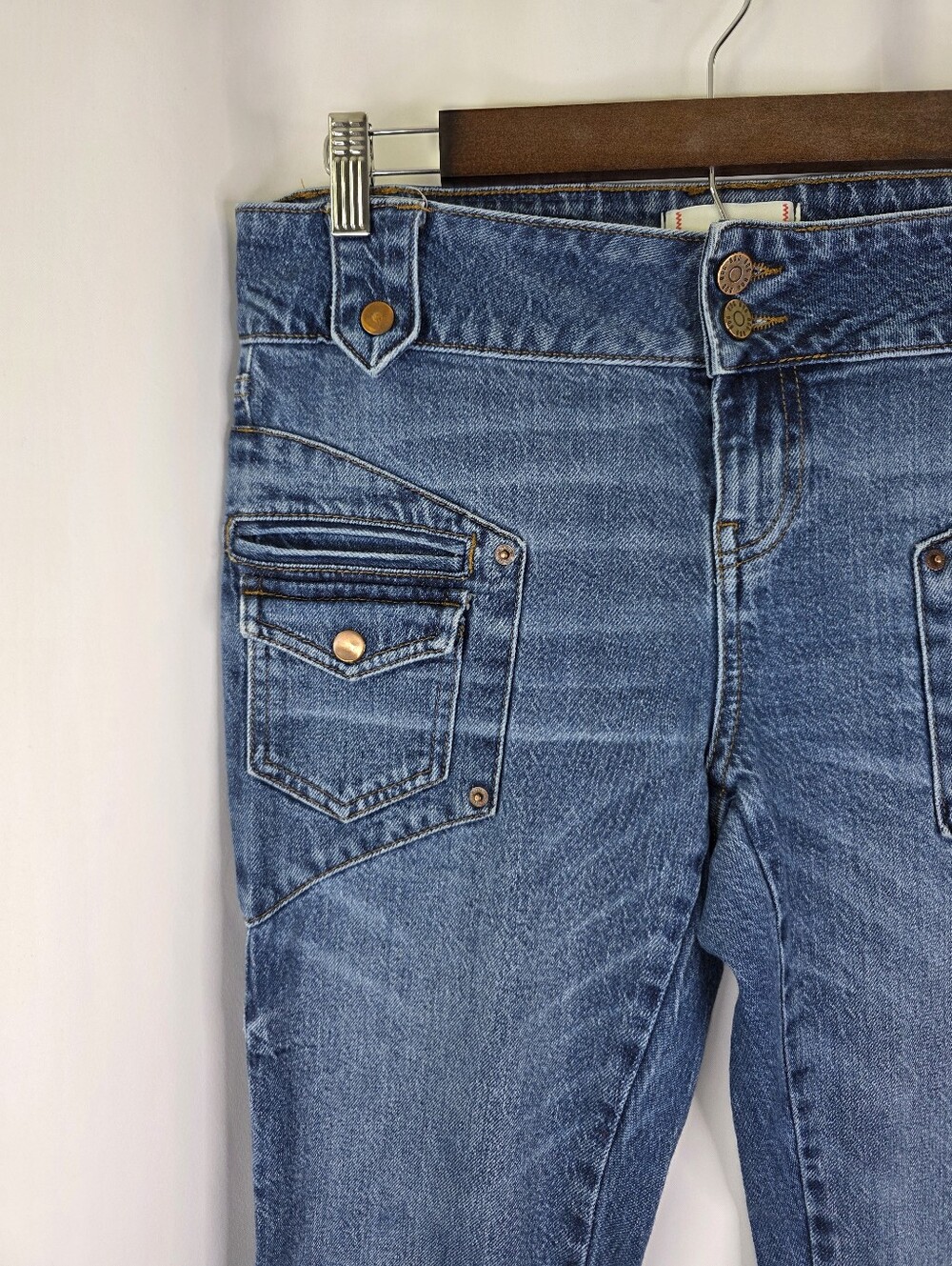 Urban Outfitters BDG Women’s Size 28 Micro Flare Utility Denim Jeans Mid Rise - Picture 7 of 15